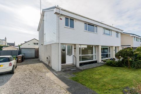 30 McConnell Road, Lochwinnoch, PA12 4EB