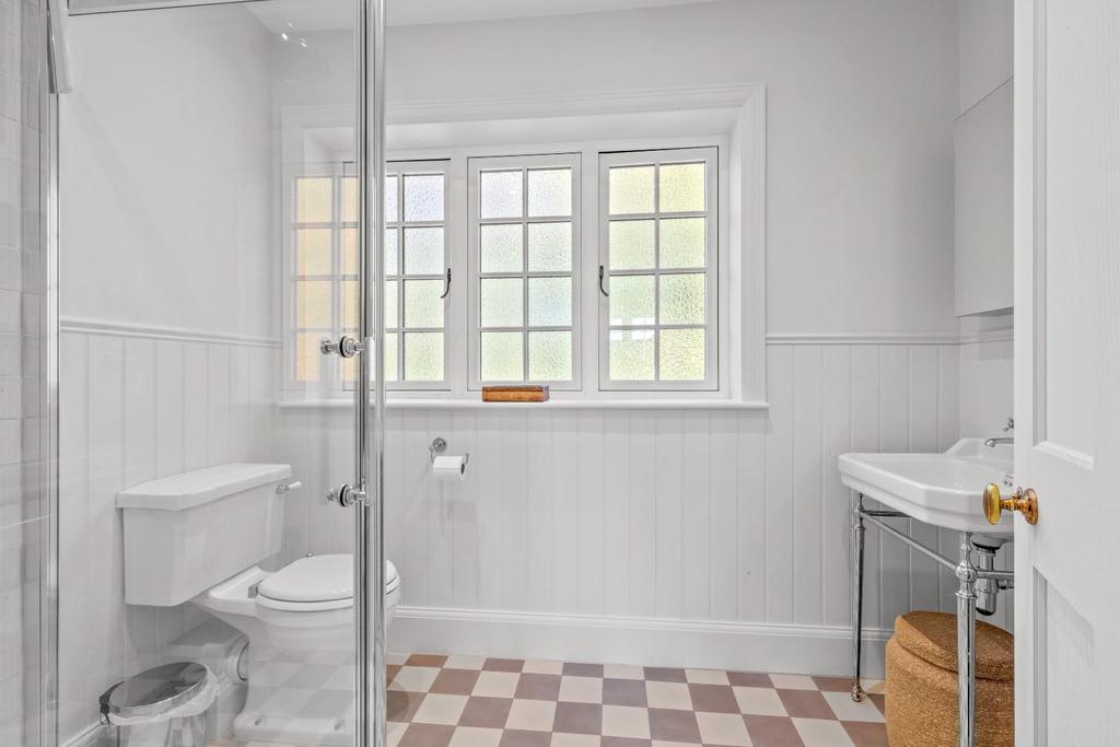 Ensuite Shower Room