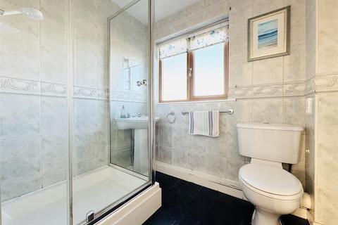3 bedroom semi-detached house for sale, Kirklea, Shelley HD8 8NG