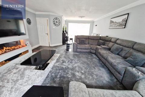 undefined, Clos Penglyn, Pencoed, Bridgend, CF35 6NX