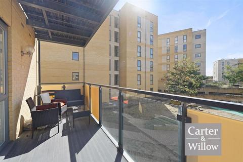 3 bedroom apartment for sale, Cornelius House, 5 Handley Page Road, Essex