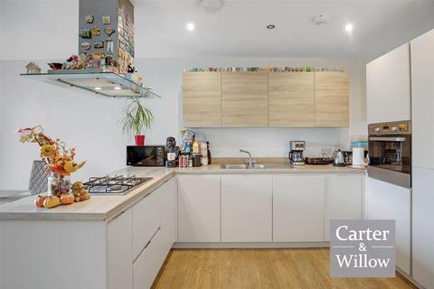 3 bedroom apartment for sale, Cornelius House, 5 Handley Page Road, Essex