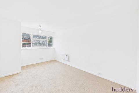 2 bedroom maisonette for sale, Northcote, Addlestone, Surrey, KT15