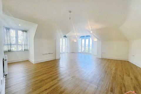 18 Compass Close, Edgware, HA8 8HU