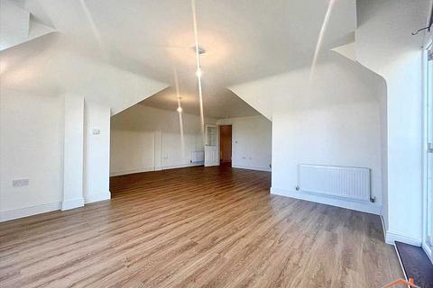 18 Compass Close, Edgware, HA8 8HU