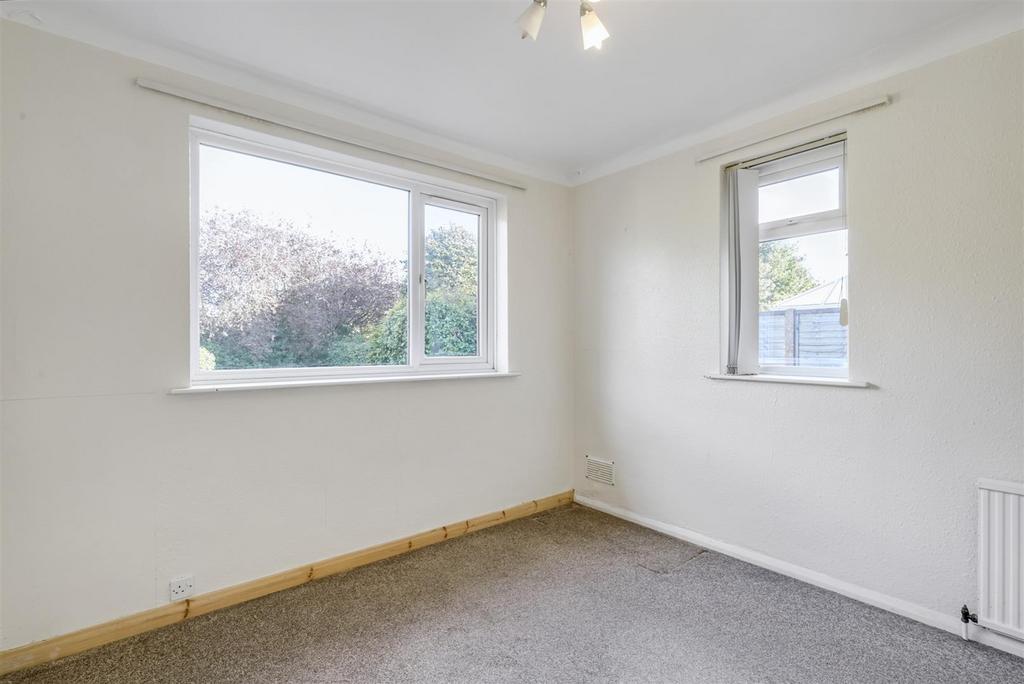 Bedroom 2 2.jpeg