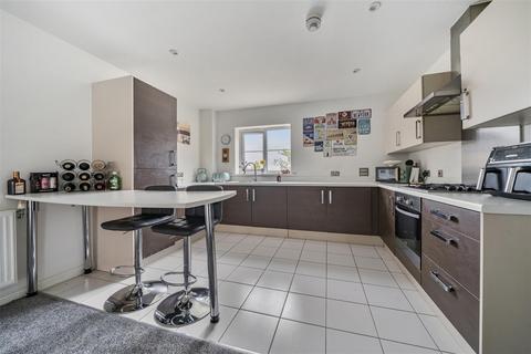 undefined, Waratah Drive, Chislehurst