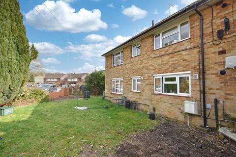 2 bedroom maisonette for sale, Reigate, Surrey, RH2