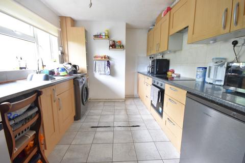 2 bedroom maisonette for sale, Reigate, Surrey, RH2