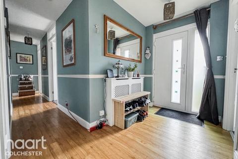 3 bedroom semi-detached bungalow for sale, Turner Close, Wivenhoe