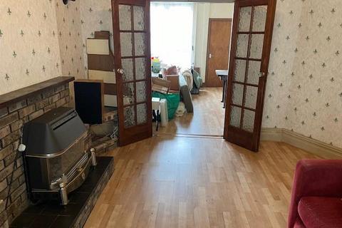 5 bedroom end of terrace house for sale, Avallon Avenue, Llandudno Junction