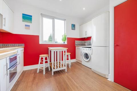 2 bedroom flat for sale, Fawnbrake Avenue, SE24