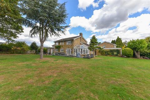 4 bedroom detached house for sale, Hall Close, Harpole, Northampton
