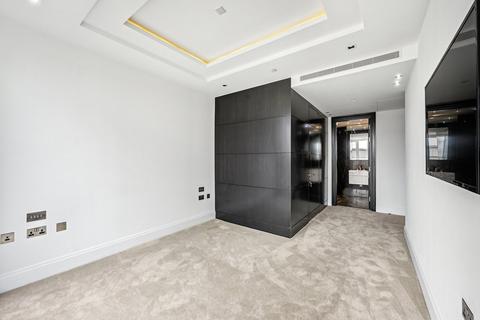 3 bedroom apartment for sale, Kensington High Street, London, W14