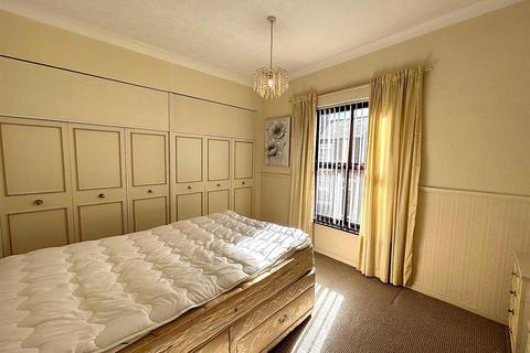 2 bedroom terraced house for sale, Severn Street, Leigh