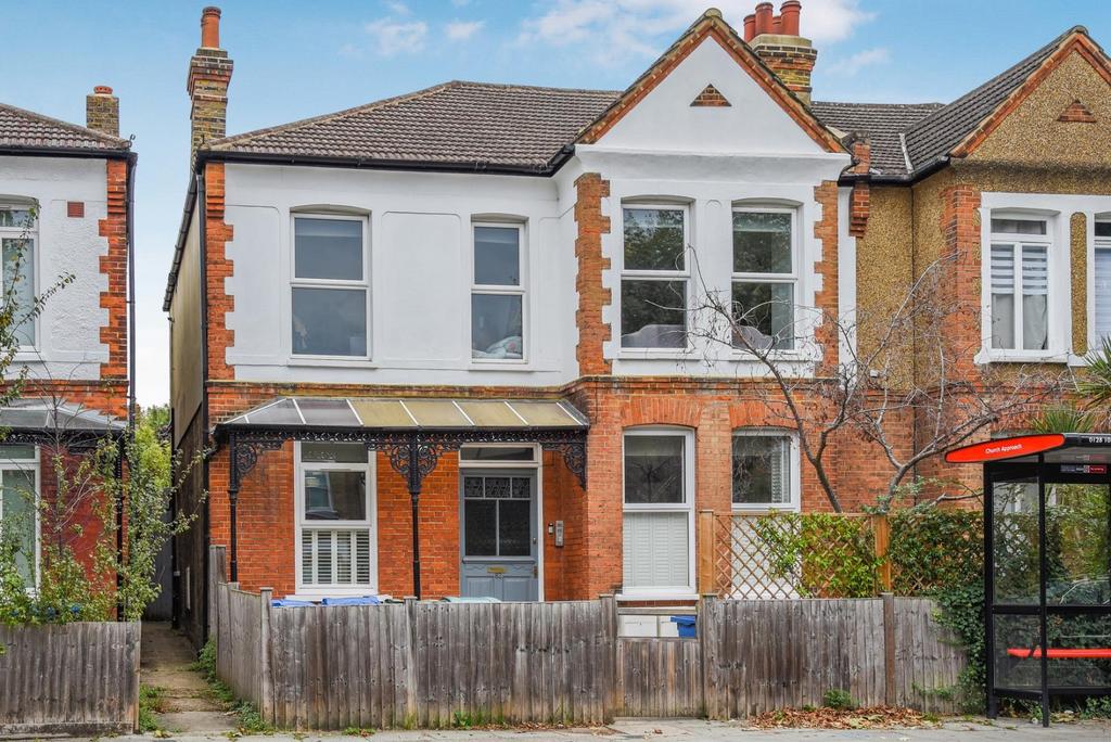 1533100065 - 82c South Croxted Road, SE21 - 8.jpg