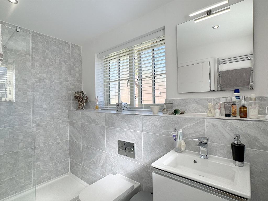 Ensuite Shower Room