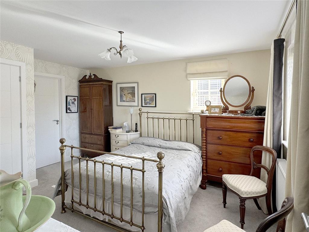Main Bedroom