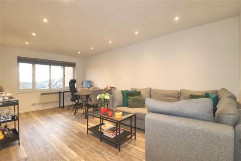 1 bedroom flat for sale, The Rowans, Woking GU22