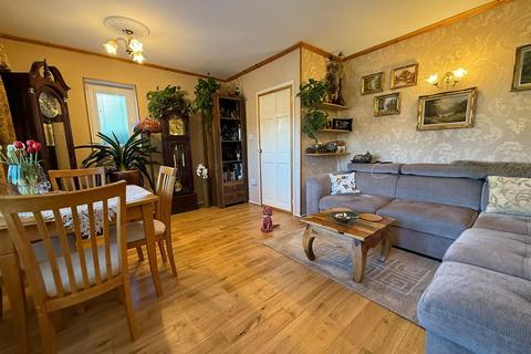 3 bedroom semi-detached house for sale, Laburnum Crescent, Derby DE22