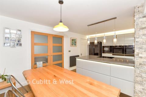 undefined, Harrier Close, Waterlooville, Hampshire