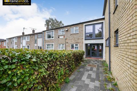 Northdown Road, Hatfield