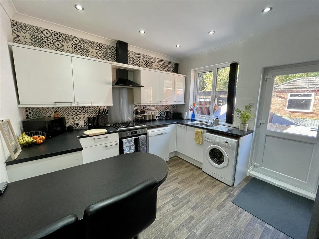 Kitchen/Breakfast Room
