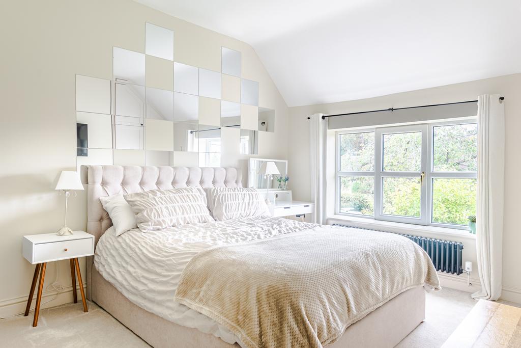 Bedroom2a