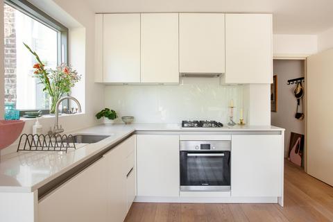 1 bedroom apartment for sale, Camberwell Grove III, London SE5