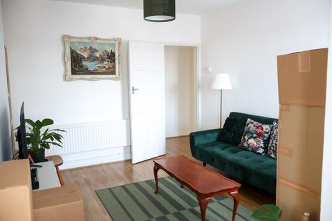 undefined, Barnstaple Road, Romford RM3