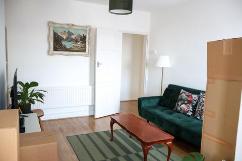 undefined, Barnstaple Road, Romford RM3