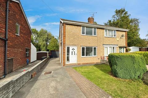 3 bedroom semi-detached house to rent, Athorpe Grove, Sheffield S25