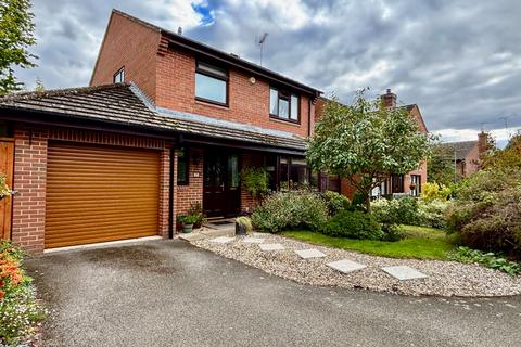 3 bedroom detached house for sale, St. James Close, Evesham WR11