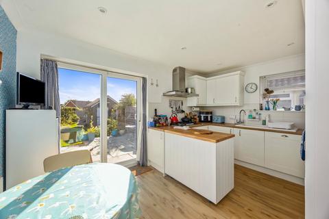 9 Dawn Close, Upper Beeding, Steyning, BN44 3WG