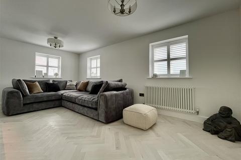 undefined, Garth Kosti Woles, Newquay TR8
