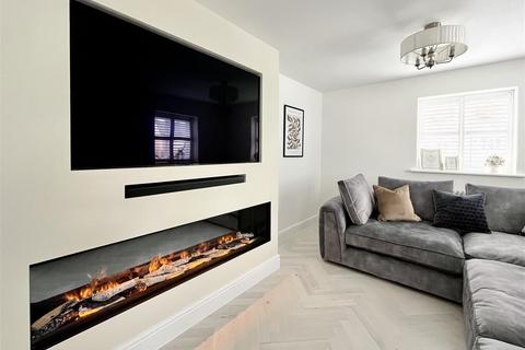 undefined, Garth Kosti Woles, Newquay TR8