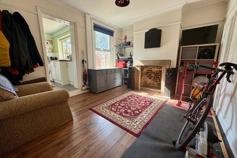 2 bedroom terraced house for sale, Dryden Street, Swindon, SN1 5LA
