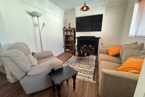 2 bedroom terraced house for sale, Dryden Street, Swindon, SN1 5LA