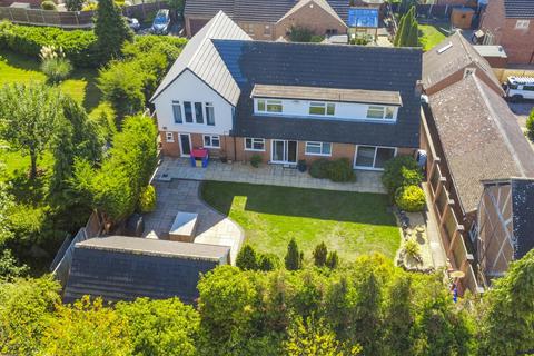 undefined, Hanbury Road, Stoke Heath, Bromsgrove B60 4LR