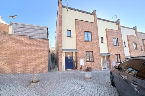 2 bedroom end of terrace house for sale, Bennett Street, Plymouth PL1