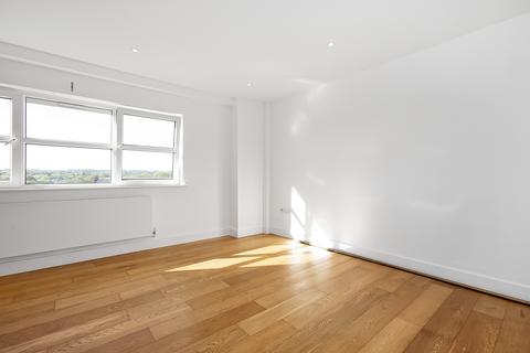 2 bedroom flat for sale, Croydon Road, BR3