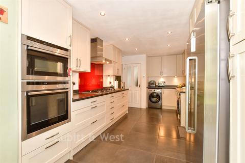 5 bedroom detached house for sale, Kitsmead, Copthorne, West Sussex