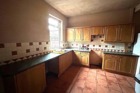3 bedroom end of terrace house for sale, Windermere Road, Leigh