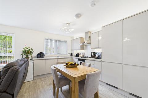 11 Hulbert Court, Perth, PH1 2AR
