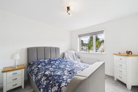 11 Hulbert Court, Perth, PH1 2AR