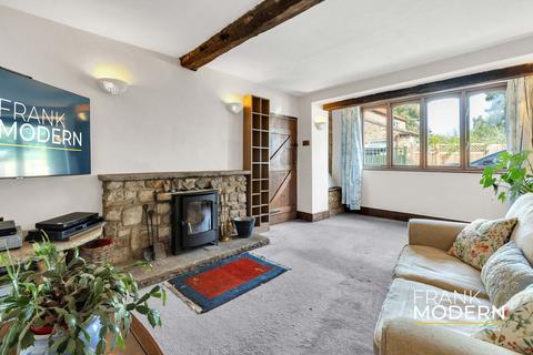 3 bedroom cottage for sale, The Nook, Bursnells Lane, Wymondham