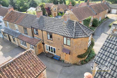 3 bedroom cottage for sale, The Nook, Bursnells Lane, Wymondham