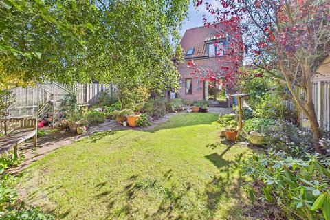 undefined, Sale Court, Norwich NR14