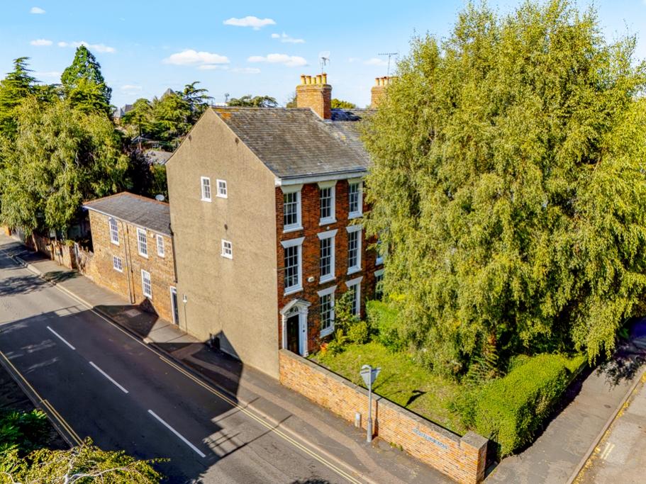 29 London Road (Spalding)-2