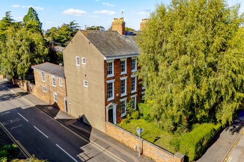 London Road, Spalding, Lincolnshire, PE11